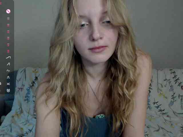 CatinMilkland Live Webcam on BongaCams