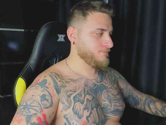 JohhnyLongcock JohhnyLongcock