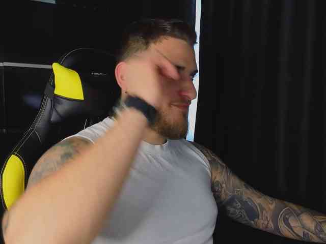 JohhnyLongcock JohhnyLongcock