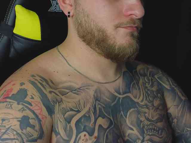 JohhnyLongcock JohhnyLongcock