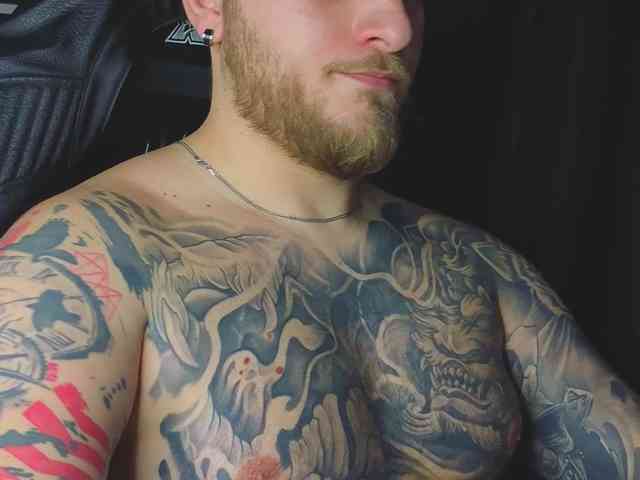 JohhnyLongcock JohhnyLongcock