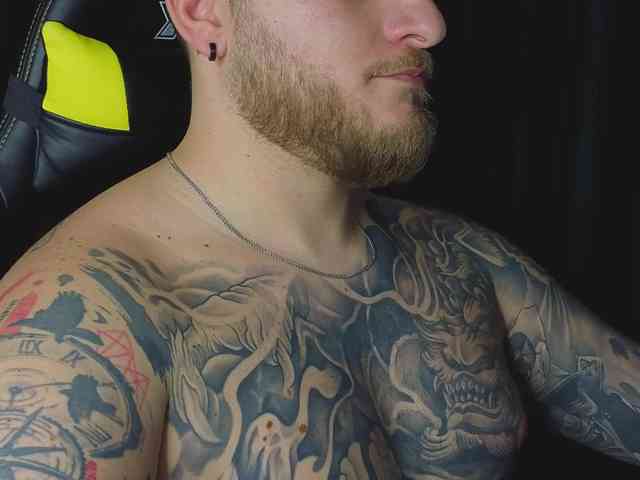 JohhnyLongcock JohhnyLongcock