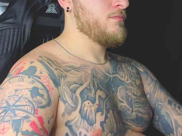 JohhnyLongcock JohhnyLongcock