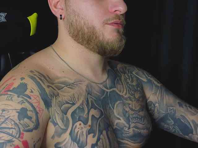 JohhnyLongcock JohhnyLongcock