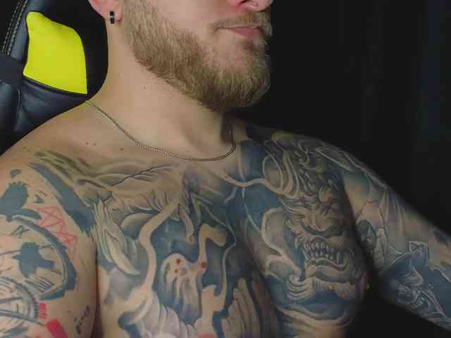 JohhnyLongcock JohhnyLongcock