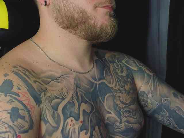 JohhnyLongcock JohhnyLongcock