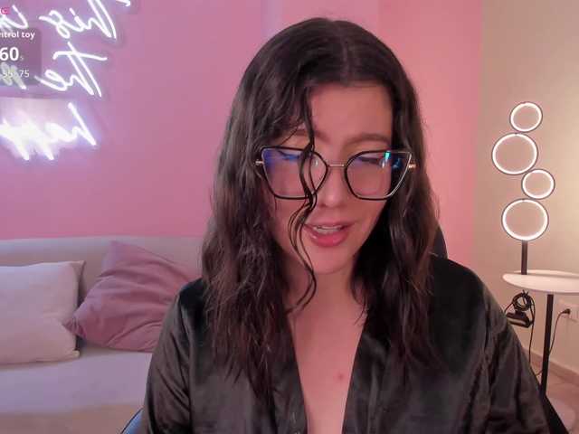 AmberFarrell — Are u ready to feel my wet pussy ?IG:@ amberfarrell4u  Goal: Fingering   pussy  in doggy style @remain tks left