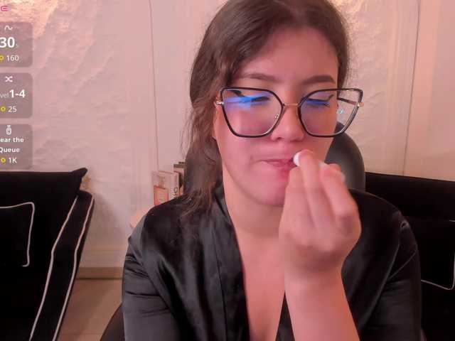 AmberFarrell's BongaCams show and profile