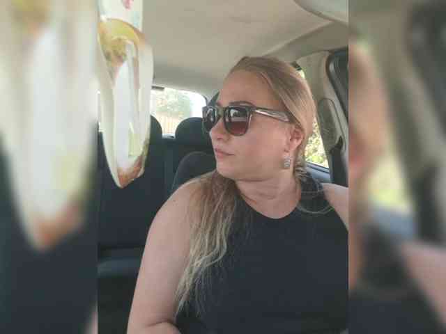 Sexynomad01 webcam