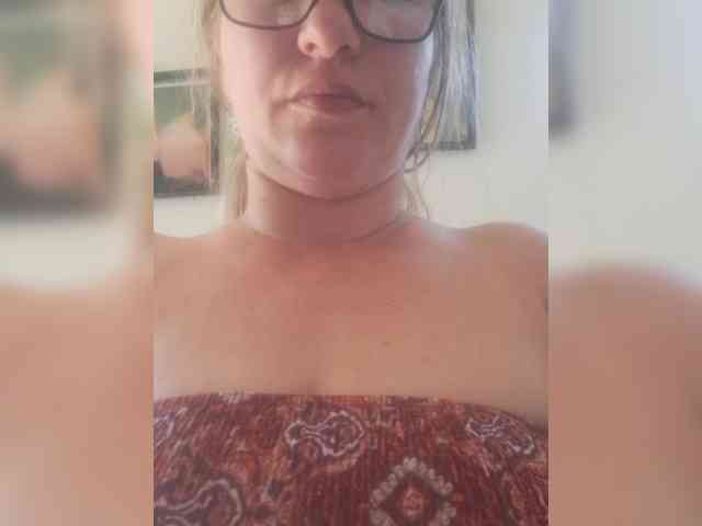 Sexynomad01 webcam