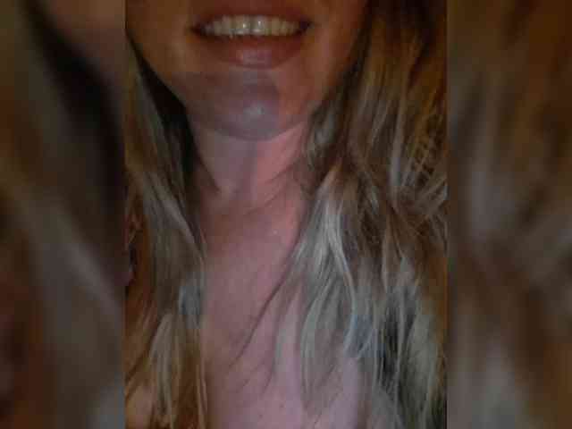 Sexynomad01 webcam