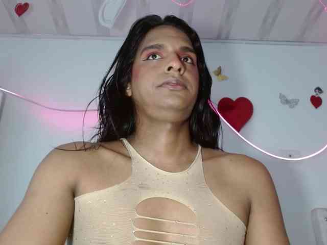 Emilyadamss Live Webcam on BongaCams