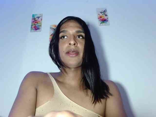 Emilyadamss Live Webcam on BongaCams