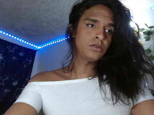 Emilyadamss Live Webcam on BongaCams