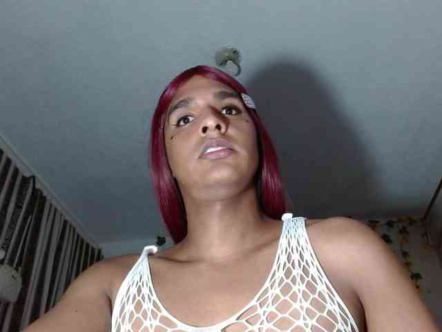 Emilyadamss Live Webcam on BongaCams