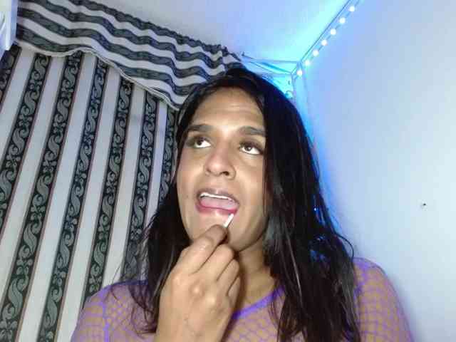 Emilyadamss Live Webcam on BongaCams