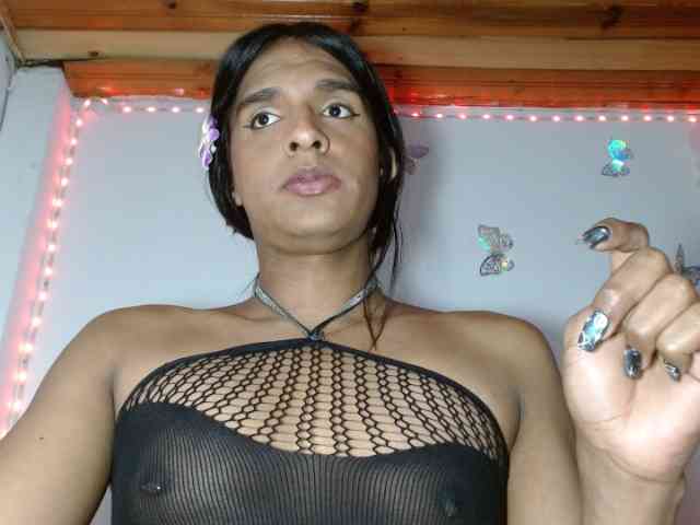 Emilyadamss Live Webcam on BongaCams