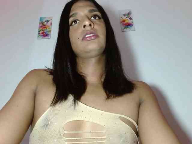 Emilyadamss Live Webcam on BongaCams