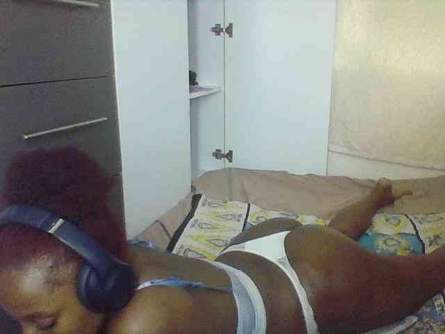 Applebottomqueen webcam