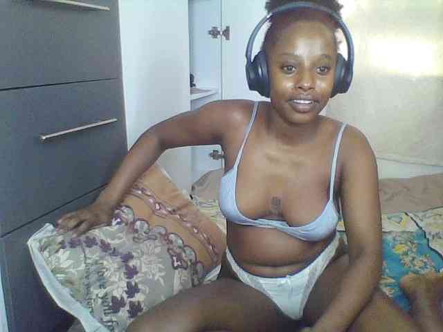 Applebottomqueen webcam