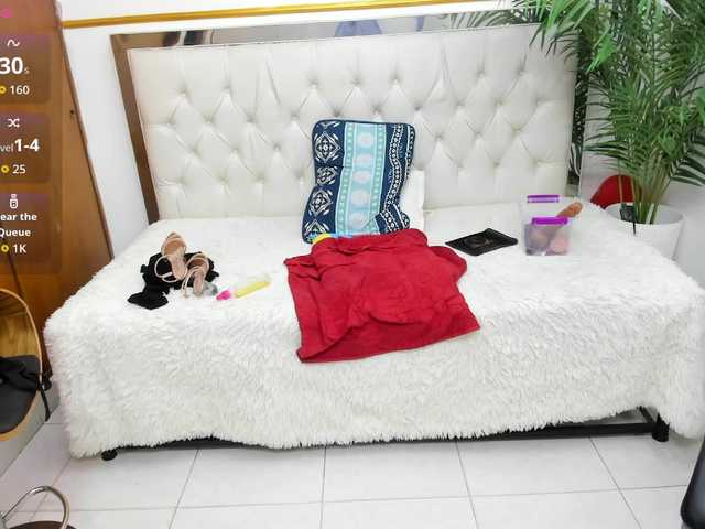 Miranda-vega's BongaCams show and profile