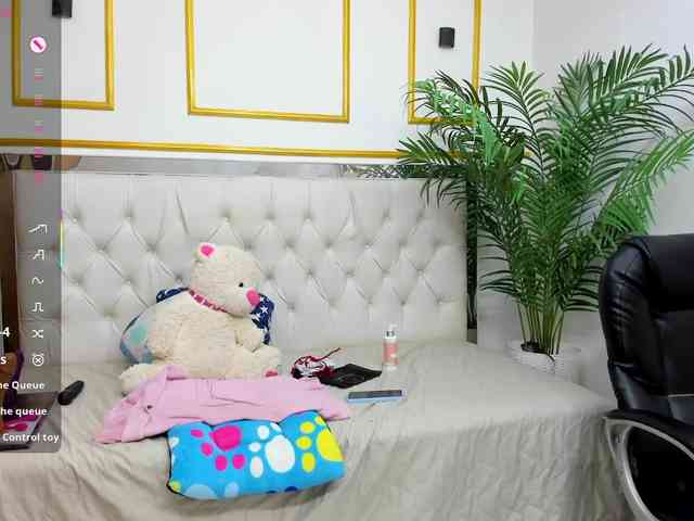 Miranda-vega Live Webcam on BongaCams