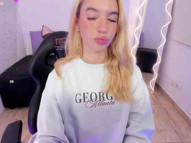 peach-tay webcam