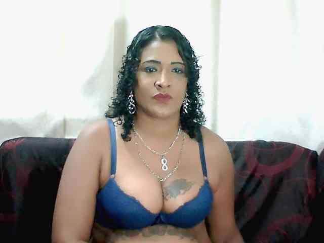 IndianFireBallXXx webcam