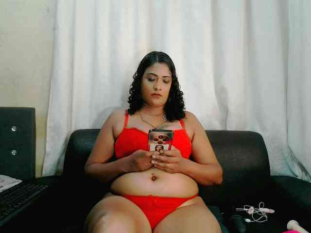 IndianFireBallXXx webcam