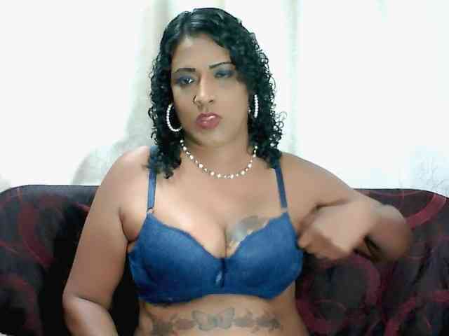 IndianFireBallXXx webcam