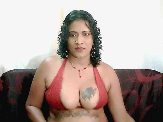 IndianFireBallXXx webcam
