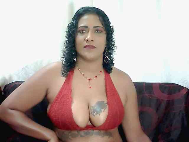 IndianFireBallXXx webcam