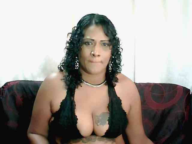 IndianFireBallXXx webcam