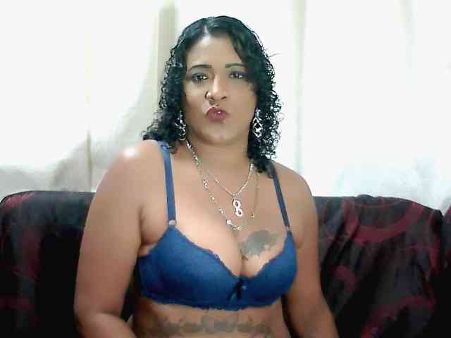 IndianFireBallXXx webcam