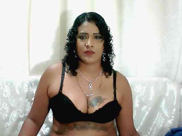 IndianFireBallXXx webcam
