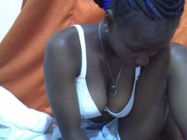  Sexythiny chat room