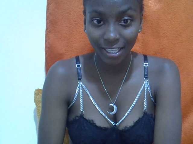  Sexythiny chat room