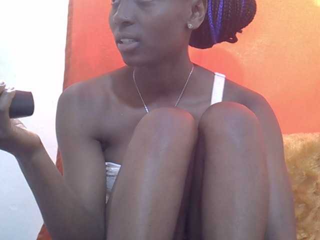  Sexythiny chat room