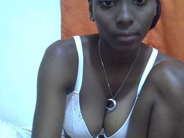  Sexythiny chat room
