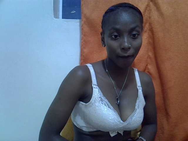  Sexythiny chat room