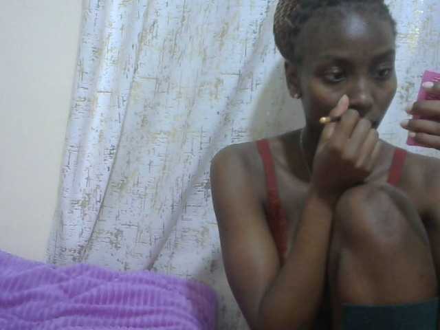 Sexythiny Live Cam on BongaCams