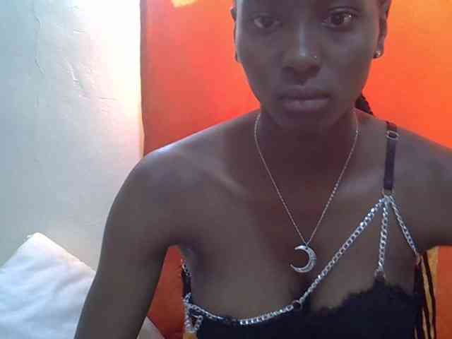 Sexythiny webcam