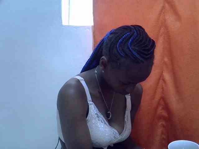 Sexythiny webcam
