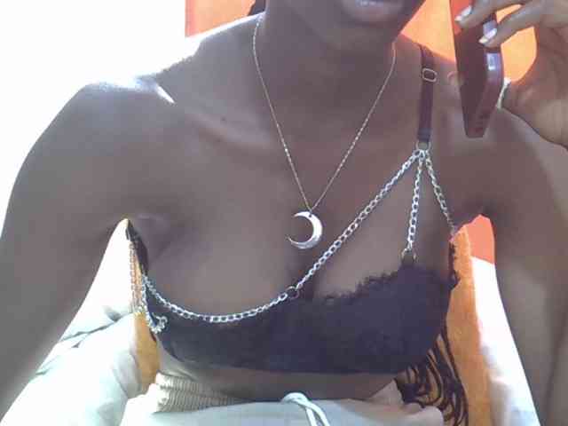 Sexythiny webcam
