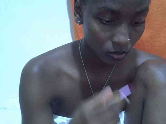 Sexythiny webcam