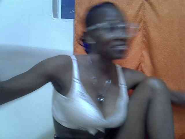 Sexythiny webcam