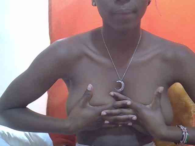 Sexythiny webcam