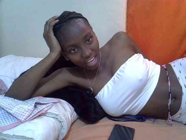Sexythiny webcam