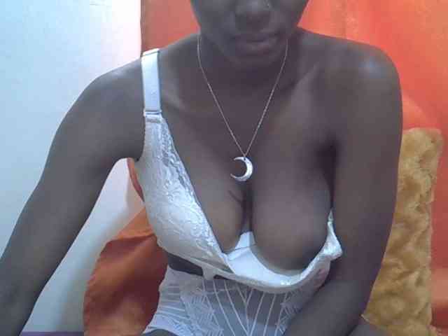 Sexythiny webcam