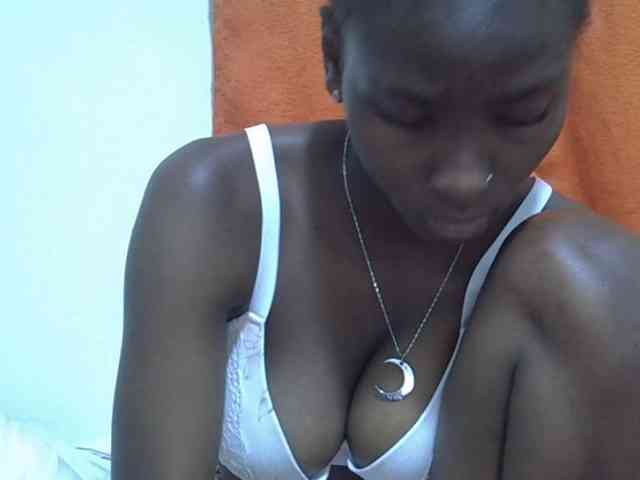 Sexythiny webcam